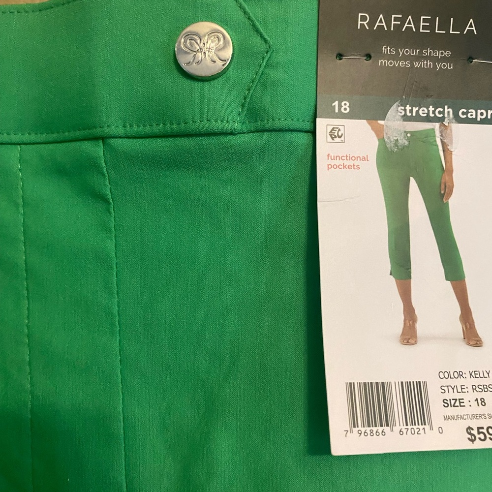 Rafael’s Women Size 18 Stretch Comfort Green Cropped Pants - Picture 6 of 10